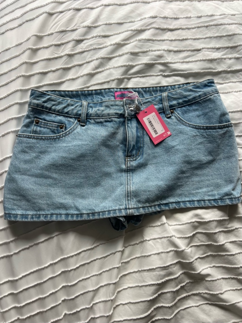 Edikted Light Wash Denim Mini Skort